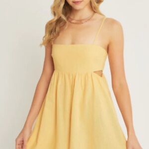 NWOT Love Tree Yellow Summer Fun Linen Open Back & Sides Linen Mini Dress Size:S